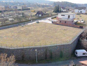 Building Plots – Prague–Lipence