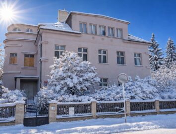 Vila Praha - Strašnice