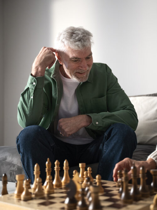 Mám 100 000 Kč. Do čeho investovat v roce 2023?